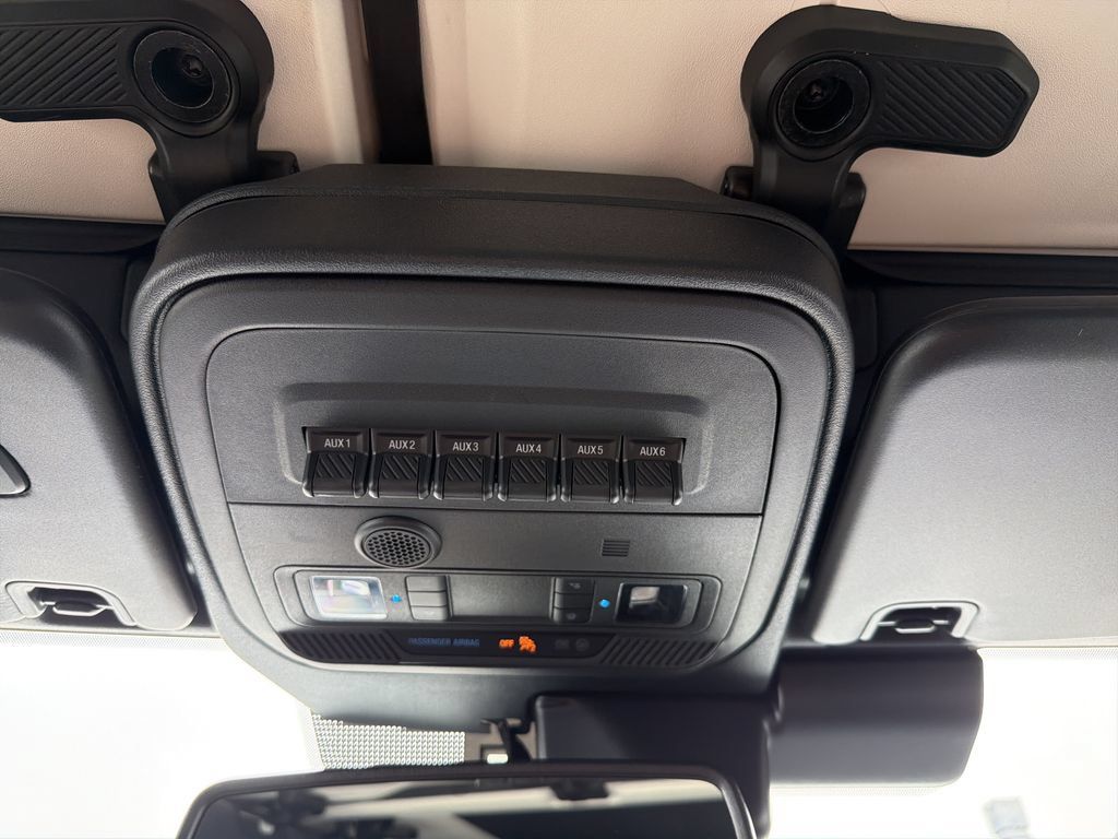 Used 2025 Ford Bronco Badlands AWD/4WD image 31