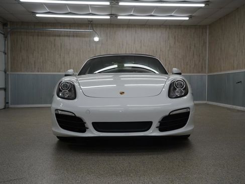 Used 2016 Porsche Boxster image 2