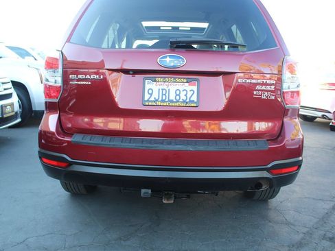 Used 2015 Subaru Forester 2.5i Premium AWD/4WD image 14