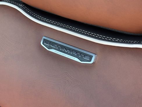 Used 2025 GMC Sierra 2500 Denali Ultimate image 40