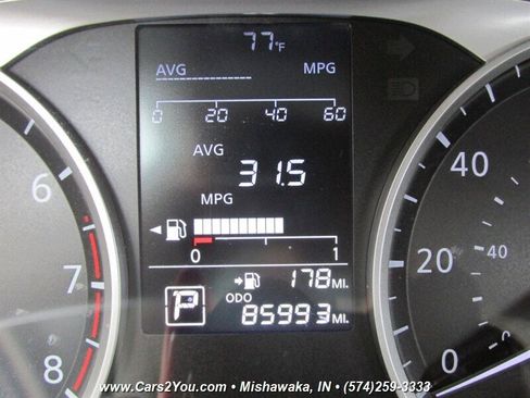 Used 2020 Nissan Kicks S image 22