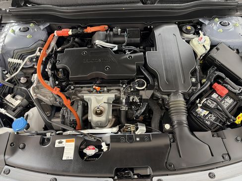 Used 2022 Honda Accord Sport image 11