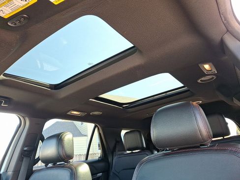 Used 2016 Ford Explorer Sport w/ Equipment Group 401A image 14