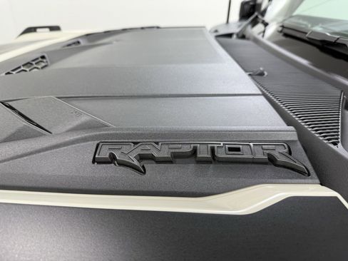 New 2025 Ford Bronco Raptor image 11