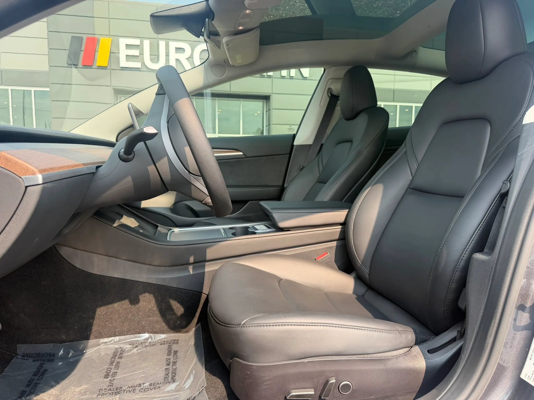 Used 2023 Tesla Model 3 Standard Range RWD image 7