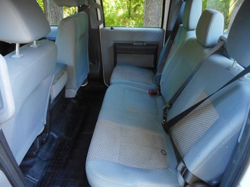 Used 2012 Ford F250 XL w/ PWR Equipment Group AWD/4WD image 18
