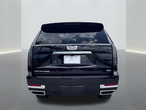 New 2026 Cadillac Escalade Luxury w/ LPO, Radiant Package AWD/4WD image 6