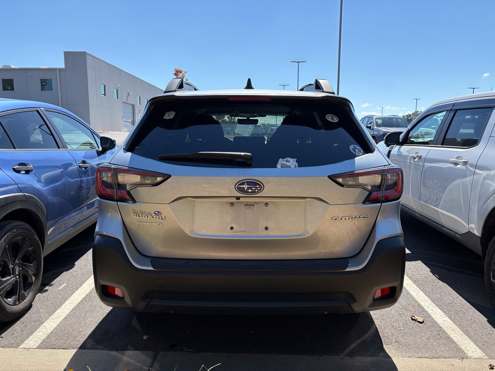 Certified 2025 Subaru Outback Premium w/ Popular Package #1 AWD/4WD image 5