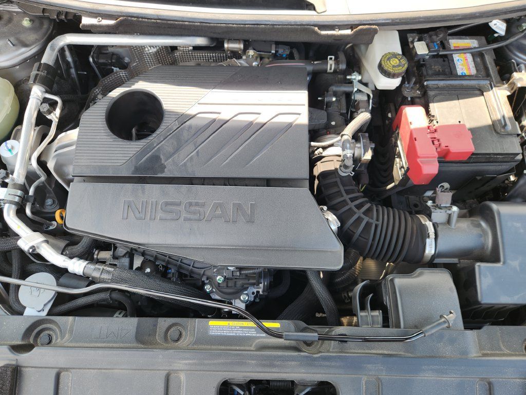Used 2025 Nissan Rogue Platinum w/ Platinum Premium Package FWD image 22