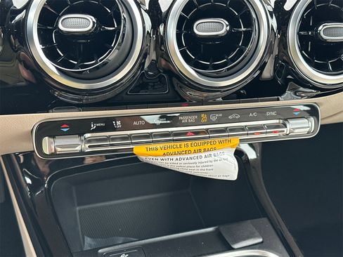 New 2025 Mercedes-Benz CLA 250 image 21