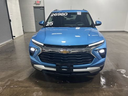 Used 2025 Chevrolet TrailBlazer LT image 8