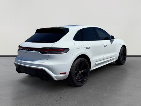 Used 2024 Porsche Macan AWD/4WD image 5