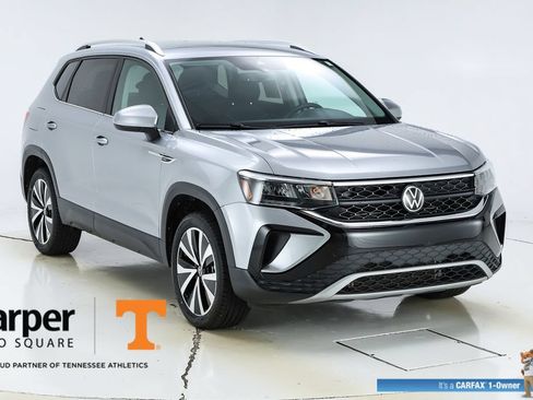 Used 2024 Volkswagen Taos SE FWD image 52