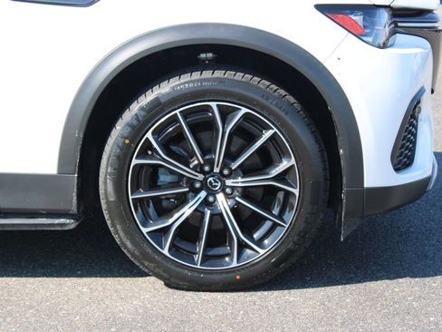 Used 2025 MAZDA CX-70 Plug-In Hybrid w/ Premium Plus AWD/4WD image 12