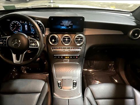 Used 2021 Mercedes-Benz GLC 300 4MATIC Coupe image 16