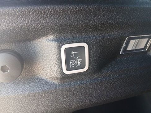 New 2026 Jeep Grand Cherokee L 4WD image 6