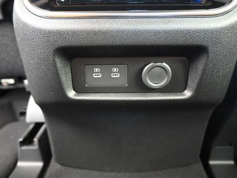 New 2026 Nissan Armada SL w/ Captain's Chari Seat Package image 27