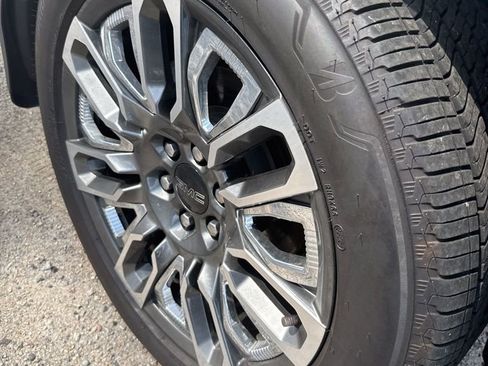 Used 2021 GMC Sierra 1500 Denali w/ Denali Ultimate Package image 10