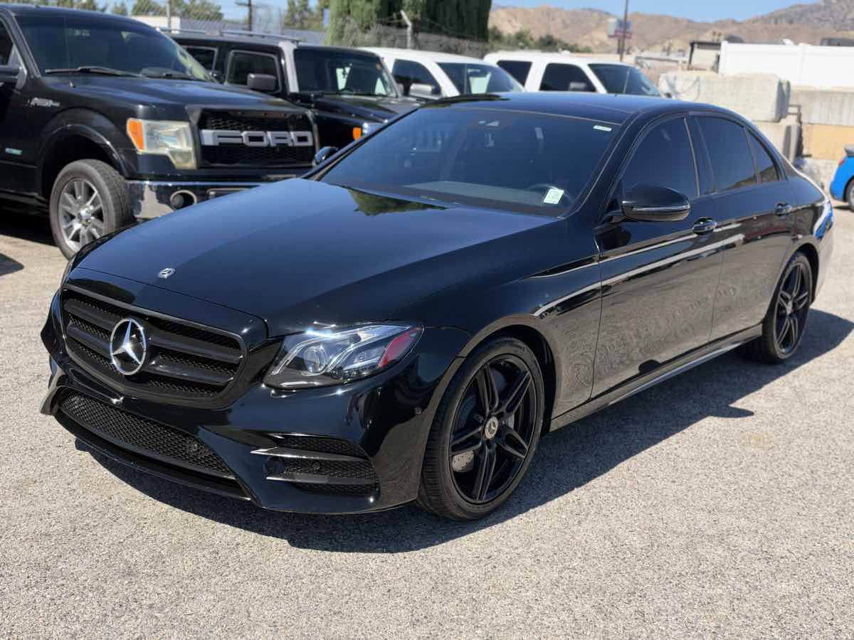 Used 2018 Mercedes-Benz E 300 image 4