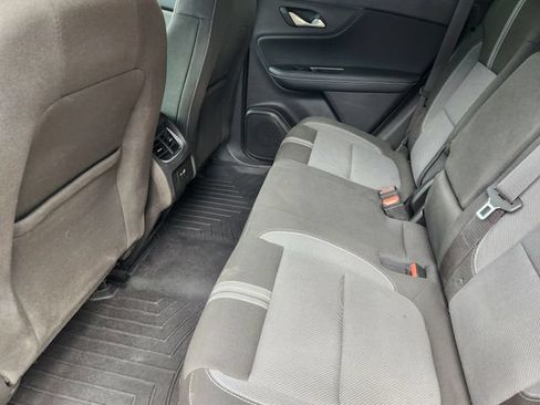 Used 2024 Chevrolet Blazer LT FWD image 30