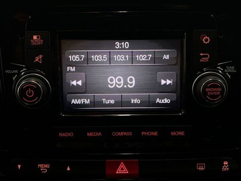 Used 2018 RAM ProMaster City Tradesman SLT image 13