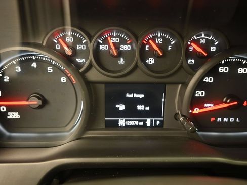 Used 2022 Chevrolet Silverado 2500 Custom w/ Custom Convenience Package AWD/4WD image 13