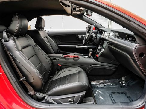 Used 2018 Ford Mustang GT Premium w/ GT Performance Package image 37