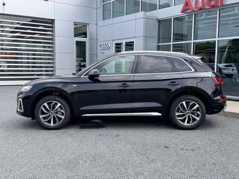 Used 2023 Audi Q5 2.0T Premium Plus w/ Premium Plus Package AWD/4WD image 3