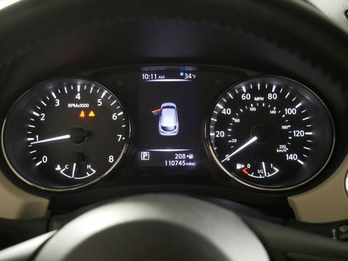 Used 2018 Nissan Rogue Sport SL w/ SL Premium Package image 21