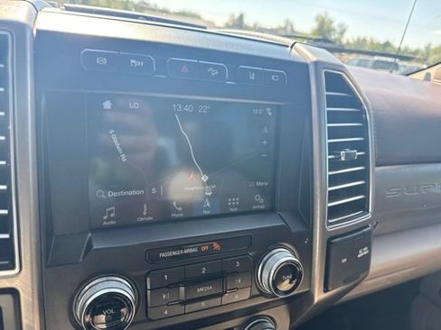 Used 2019 Ford F250 Limited w/ FX4 Off-Road Package AWD/4WD image 13