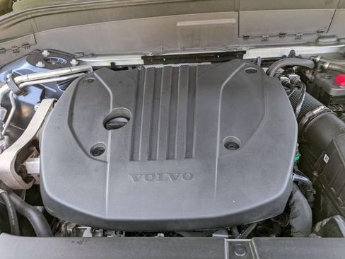 Used 2024 Volvo XC90 B5 Plus w/ Protection Package Premier AWD/4WD image 36