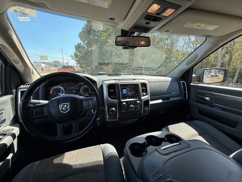 Used 2018 RAM 1500 Big Horn image 18