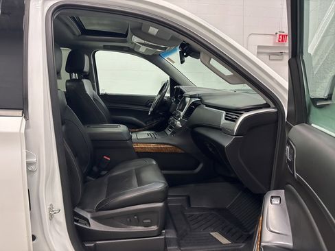 Used 2017 Chevrolet Suburban Premier image 32