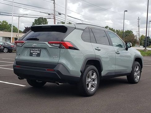 Used 2023 Toyota RAV4 XLE AWD/4WD image 6