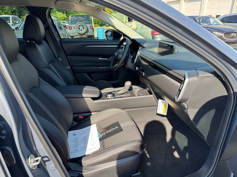 Certified 2025 MAZDA CX-50 2.5 Hybrid w/ Preferred Pkg AWD/4WD image 32