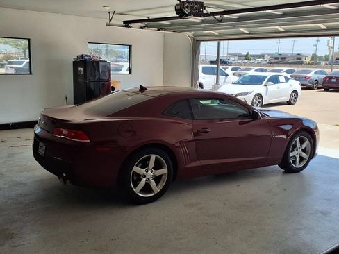 Used 2015 Chevrolet Camaro LT w/ 1LT Preferred Package RWD image 3