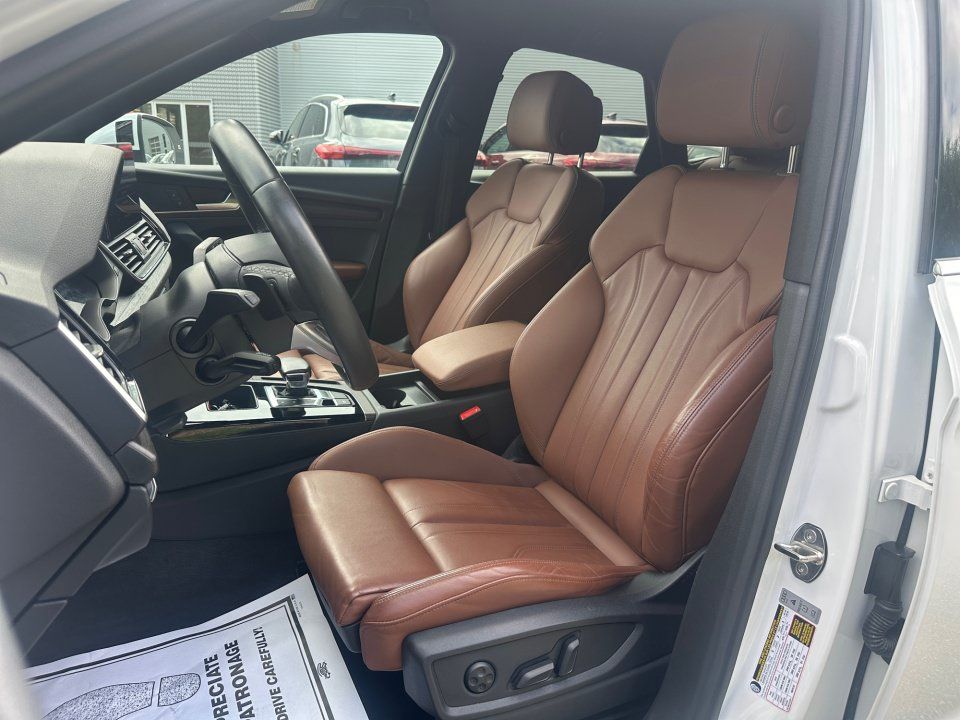 Used 2024 Audi Q5 2.0T Premium w/ Convenience Package AWD/4WD image 30