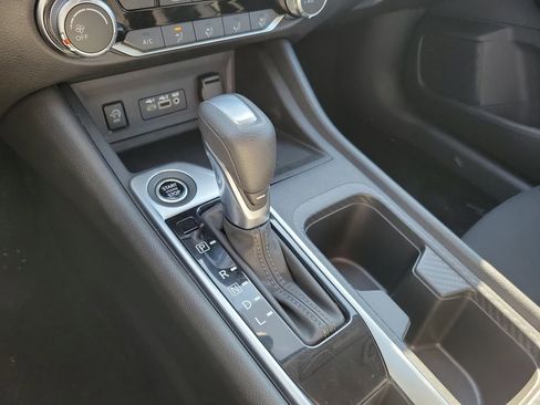 Used 2024 Nissan Sentra SV image 30