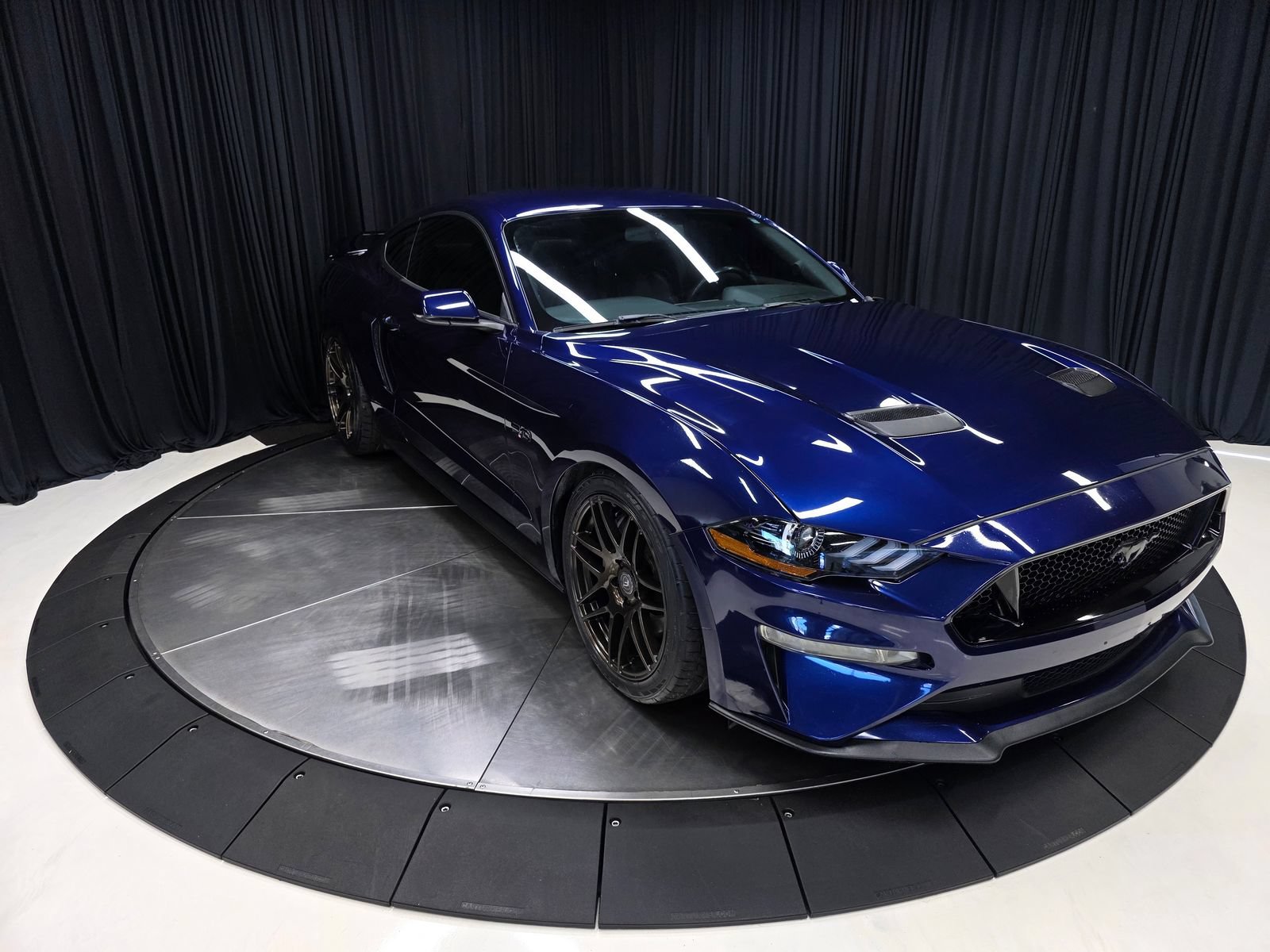 Used 2018 Ford Mustang GT Premium w/ Enhanced Security Package RWD image 7