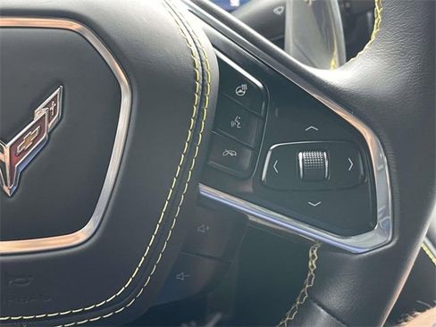 Used 2023 Chevrolet Corvette Stingray Premium Conv w/ Z51 Performance Package image 22