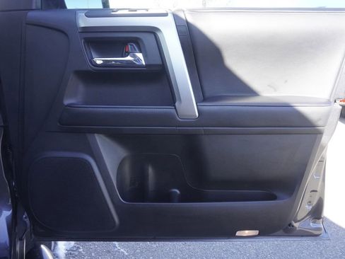 Used 2021 Toyota 4Runner SR5 Premium image 21