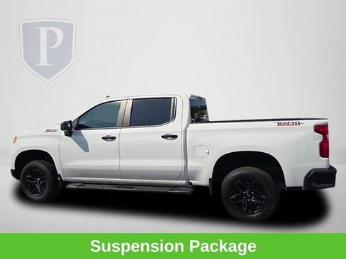 Used 2024 Chevrolet Silverado 1500 LT Trail Boss w/ Protection Package AWD/4WD image 9