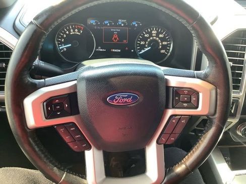 Used 2019 Ford F150 Lariat w/ Equipment Group 502A Luxury AWD/4WD image 21