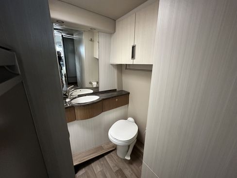 Used 2012 Mercedes-Benz Sprinter 3500 image 26