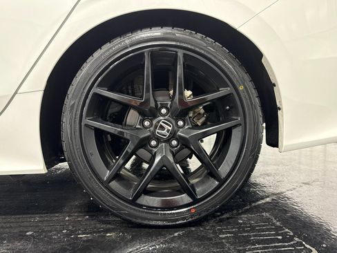 Used 2024 Honda Civic Sport image 7