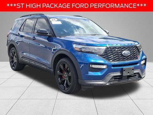 Certified 2023 Ford Explorer ST w/ Equipment Group 401A AWD/4WD image 3