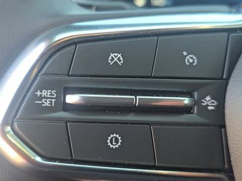 Used 2026 Chevrolet Equinox ACTIV w/ Convenience Package III FWD image 22
