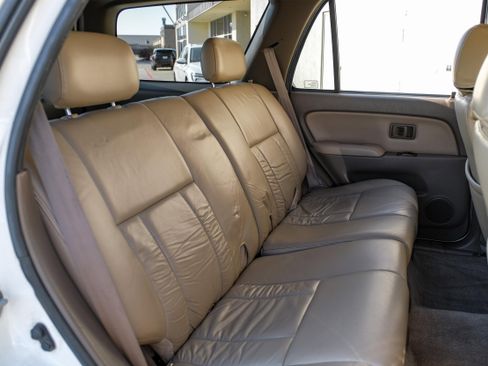 Used 1998 Toyota 4Runner Limited image 29