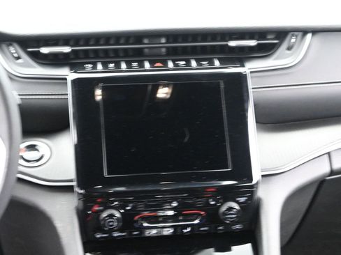 Used 2024 Jeep Grand Cherokee L Laredo AWD/4WD image 28