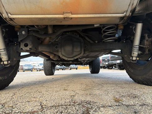 Used 2018 Jeep Wrangler Unlimited Sport image 33